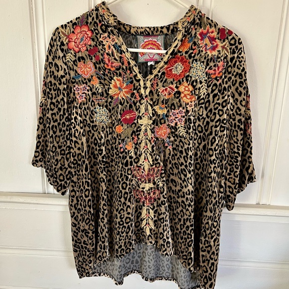 Johnny Was Tops - Johnny Was Taline V Neck Top XXS